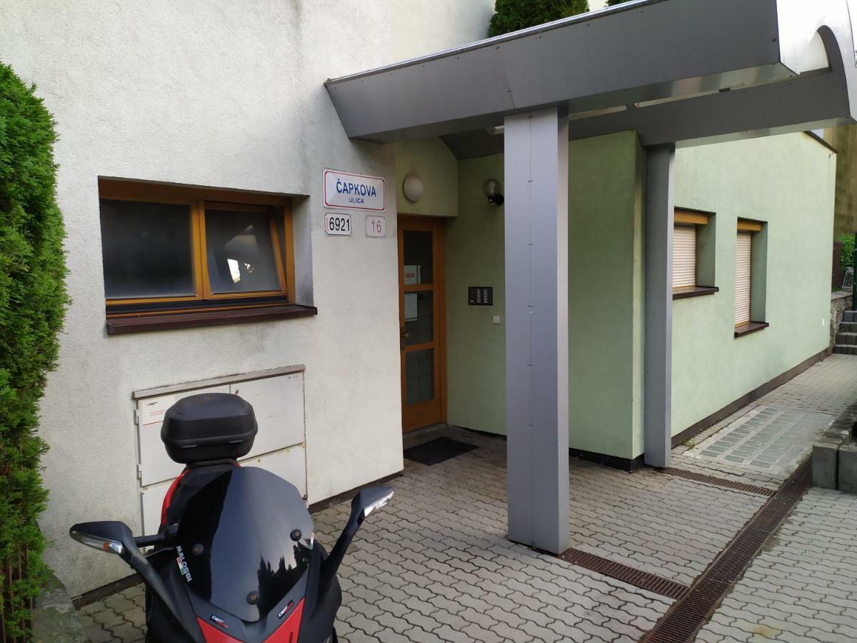 Kate & Jenny - Two-Level Apartment In The Old Town Bratislava Exterior foto